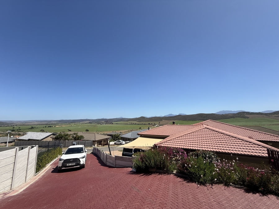 3 Bedroom Property for Sale in Reebok Western Cape